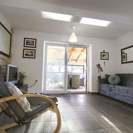 Old Fisherman'S House - Apartment Sonja Banj Экстерьер фото