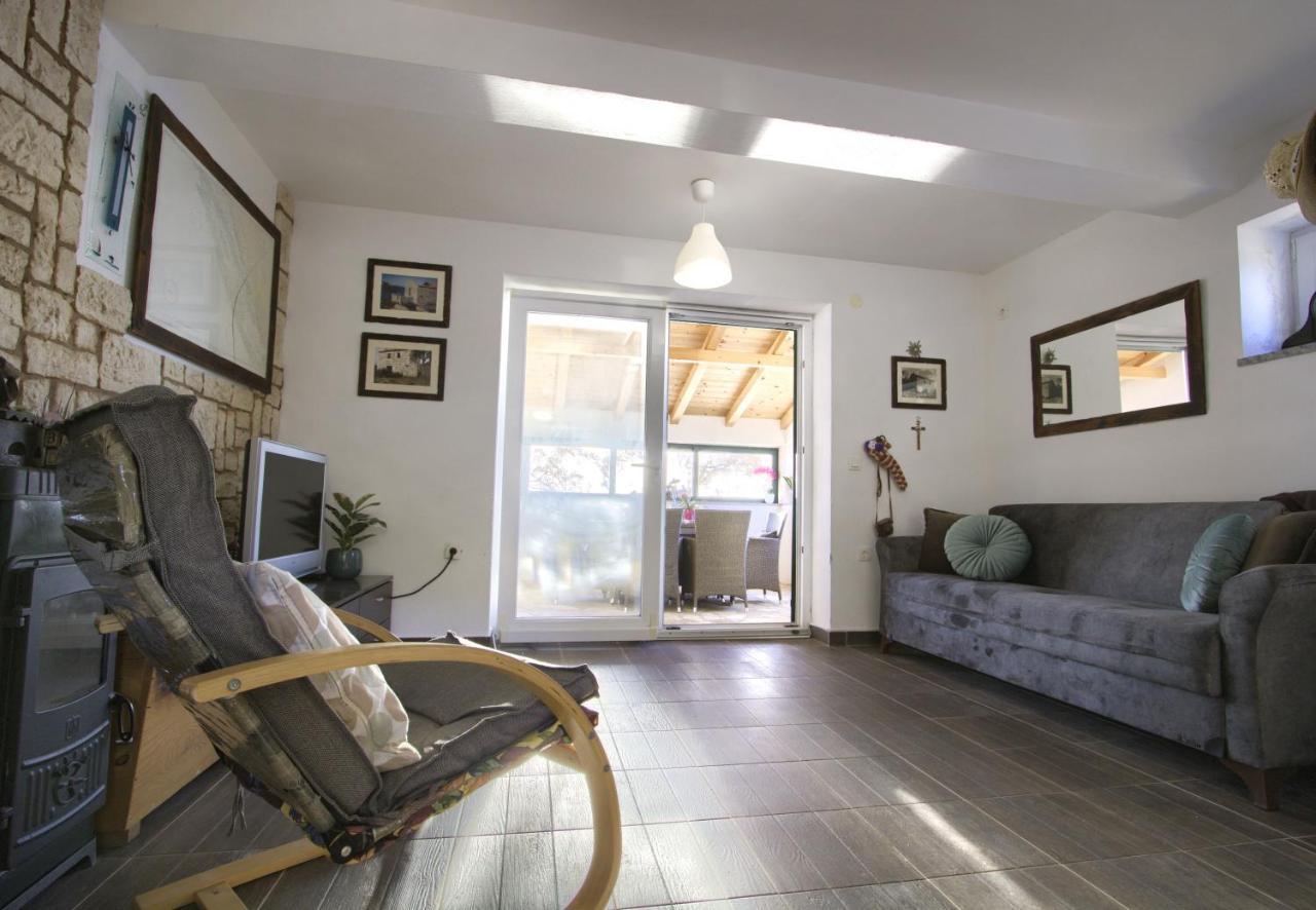 Old Fisherman'S House - Apartment Sonja Banj Экстерьер фото