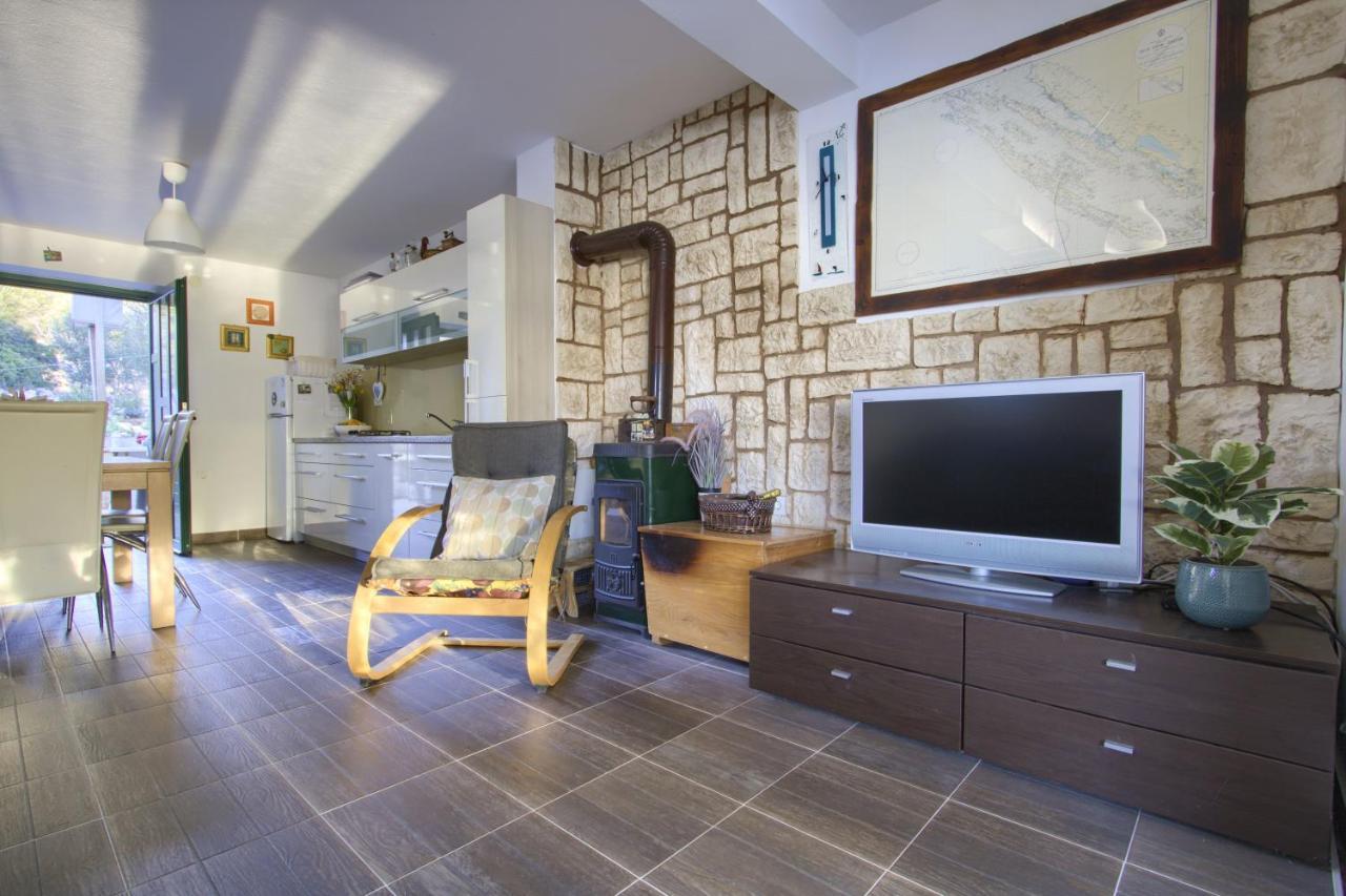 Old Fisherman'S House - Apartment Sonja Banj Экстерьер фото