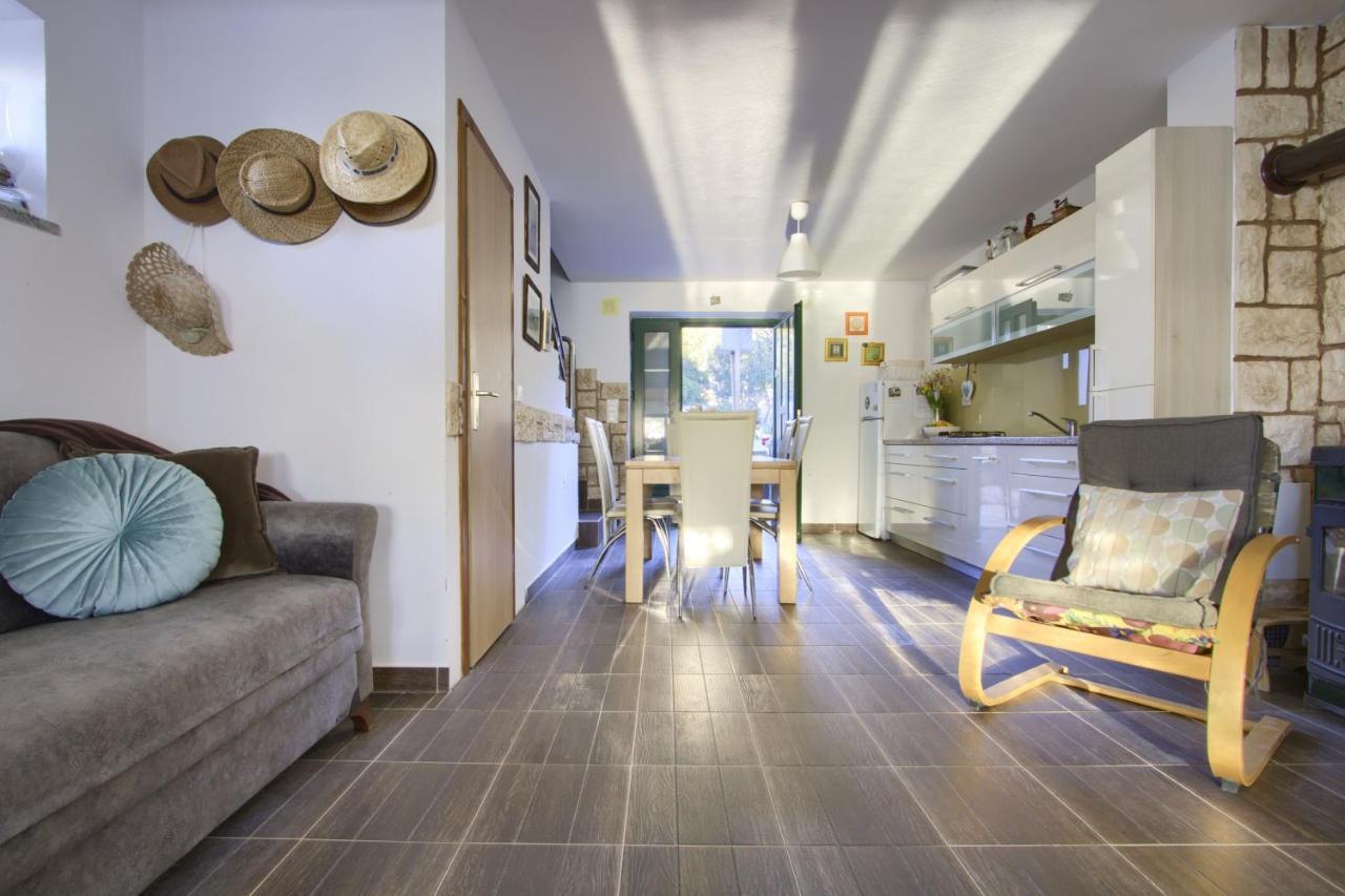 Old Fisherman'S House - Apartment Sonja Banj Экстерьер фото